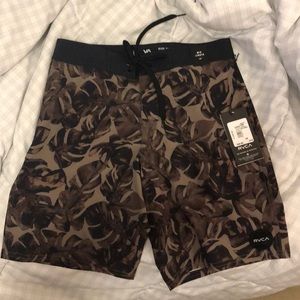 VA Trunk Print Boardshorts 28